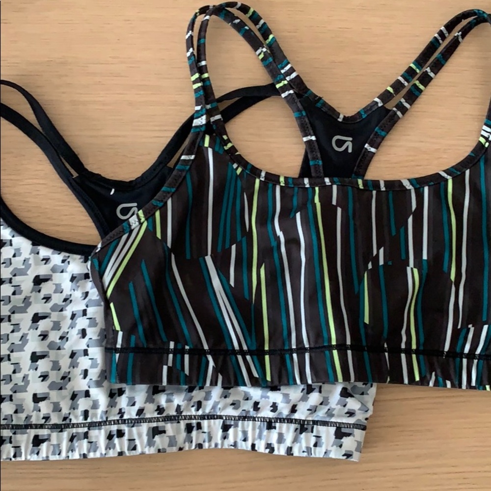 Gap Body Sports Bras Reversible size Small